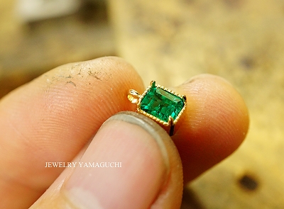 �򕌁@�֎s �y���_���g�l�b�N���X�@�W���G���[���t�H�[�� �@�G�������h�@K18