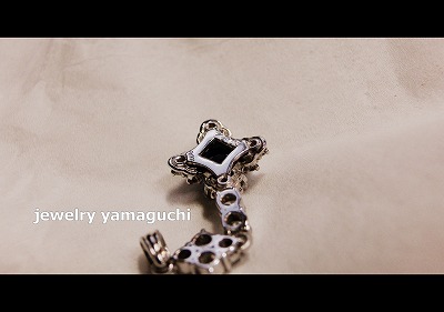 �򕌁@�W���G���[���t�H�[���@�y���_���g�g�b�v�@�_�C��