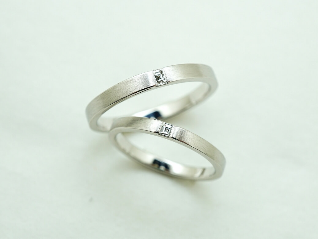 結婚指輪　Pt900　プラチナ　スクウェアカットダイヤ　手作り
